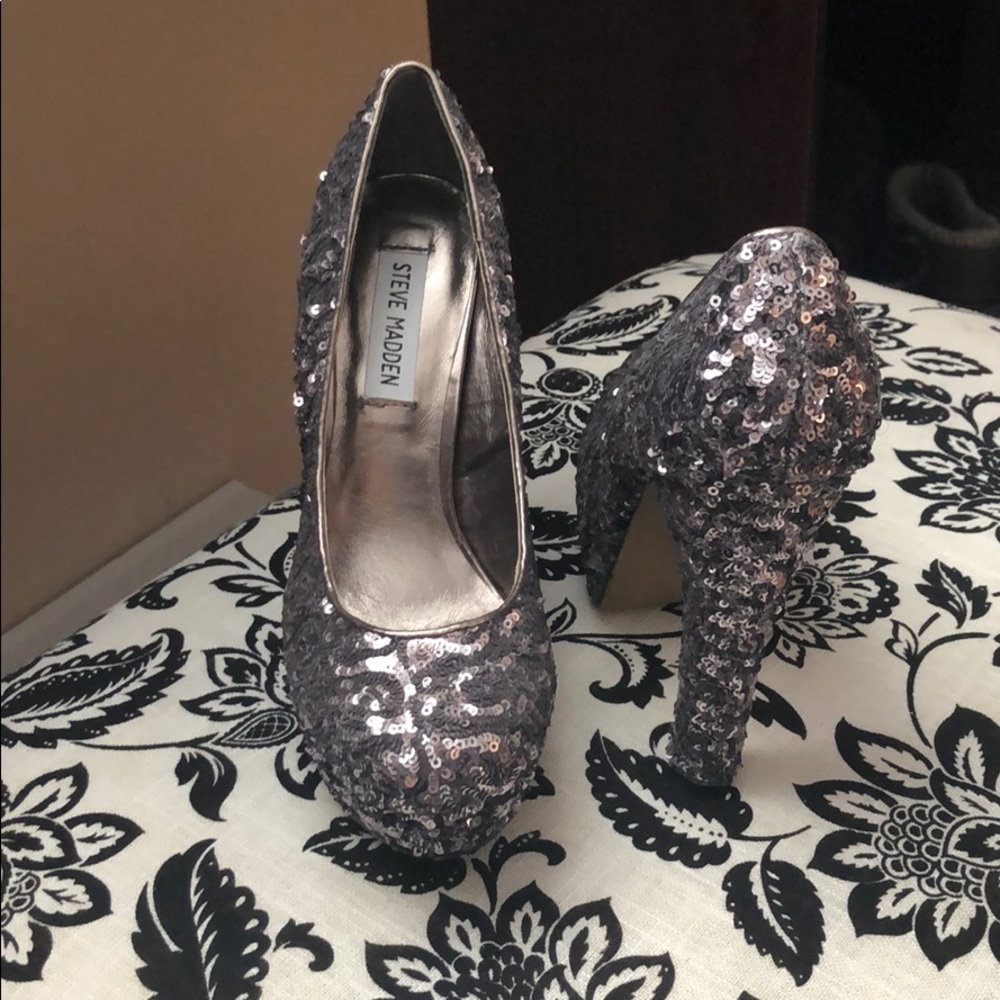 Steve Madden glitter heels brand new